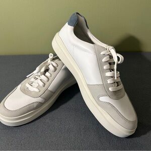 Stylish White and Gray Men's Sneakers